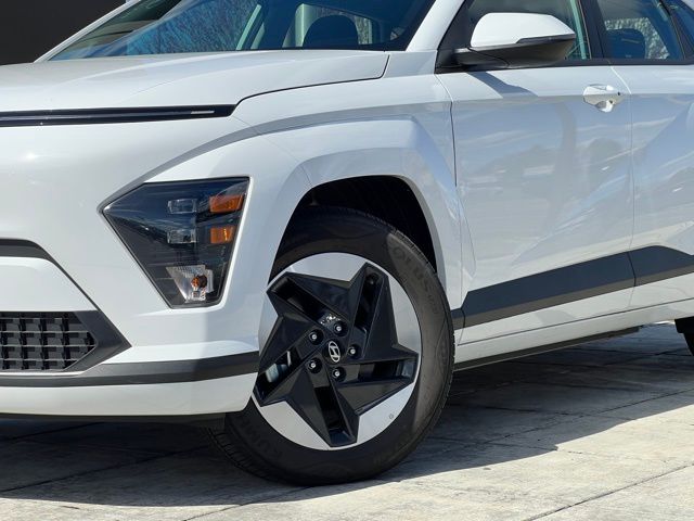 Certified 2025 Hyundai Kona EV SE with VIN KM8HB3A7XSU032536 for sale in Renton, WA