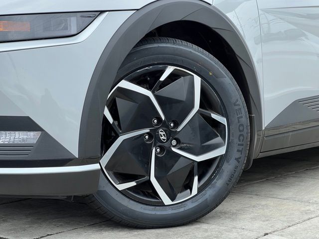 Certified 2024 Hyundai IONIQ 5 SEL with VIN KM8KNDDF2RU254388 for sale in Renton, WA
