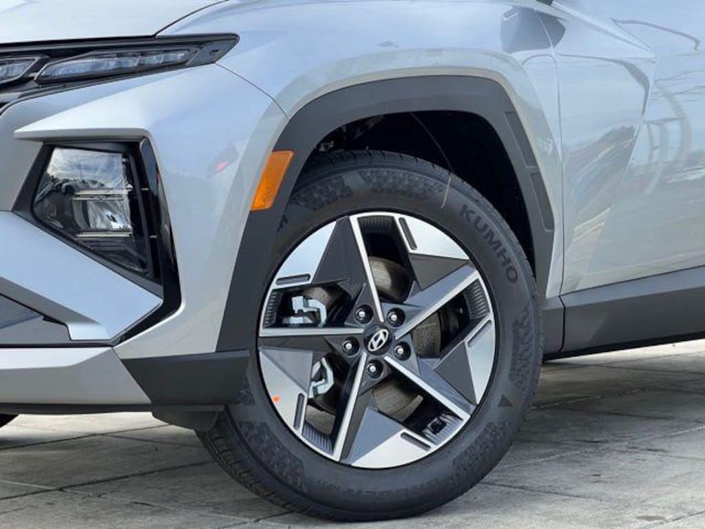 New 2026 Hyundai Tucson SEL AWD SUV