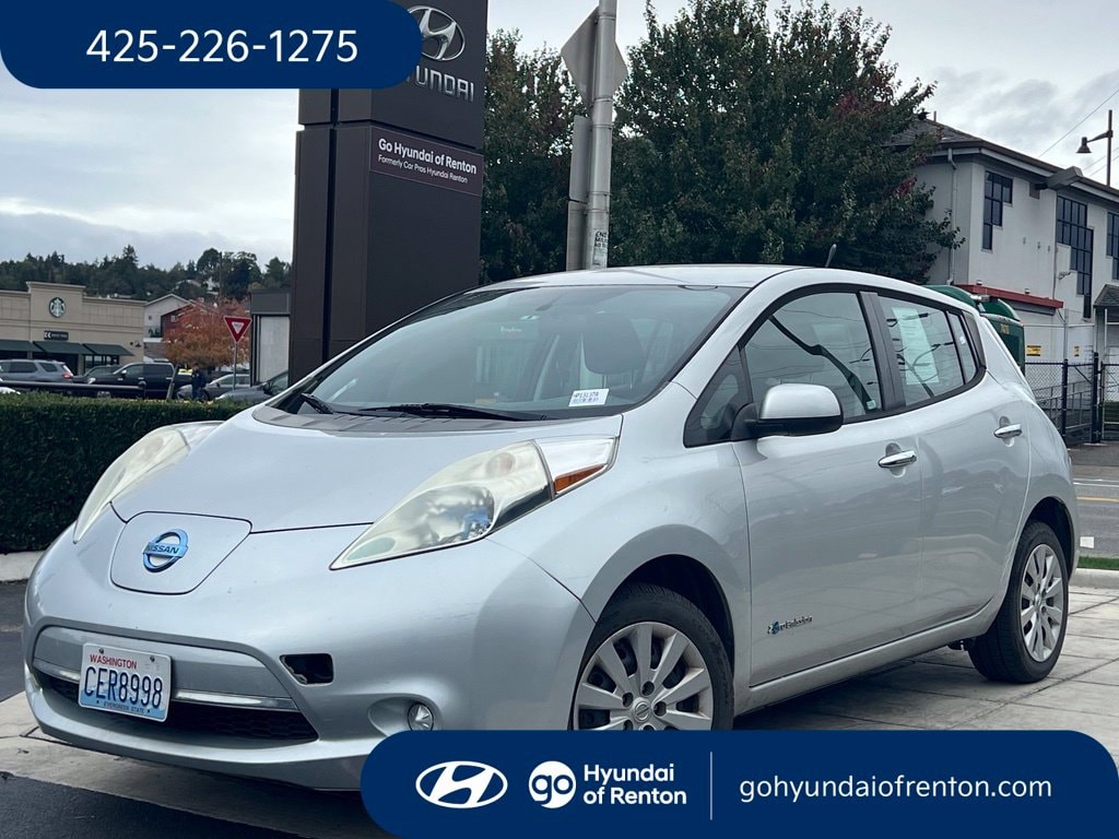 2013 Nissan LEAF S