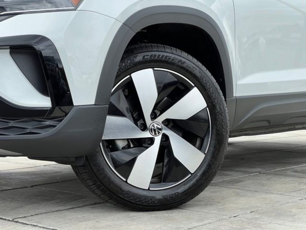 Used 2024 Volkswagen Taos 1.5T S SUV