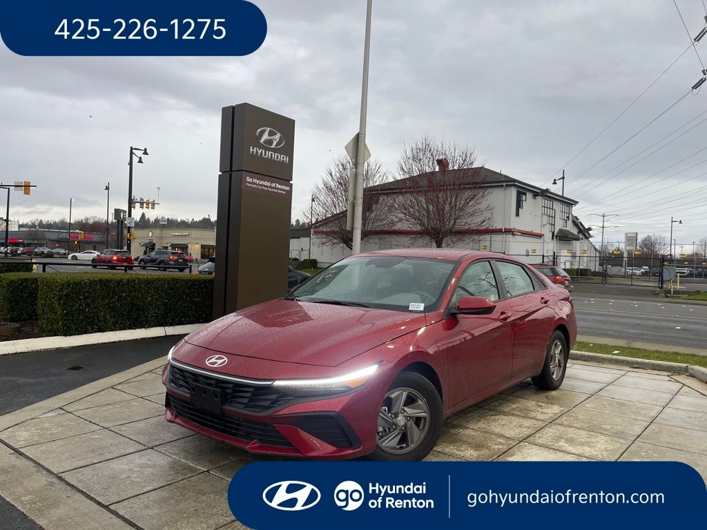 2025 Hyundai Elantra 2.0 SE IVT's photo