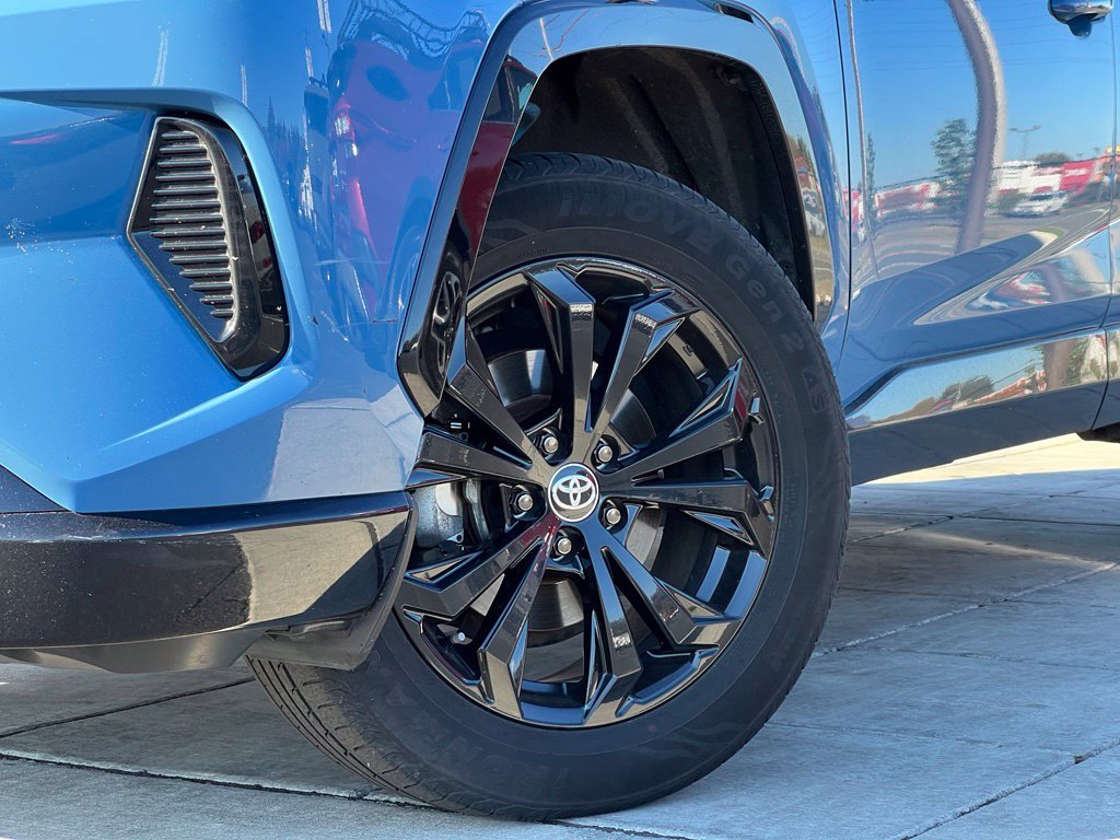 Used 2022 Toyota RAV4 Hybrid SE SUV