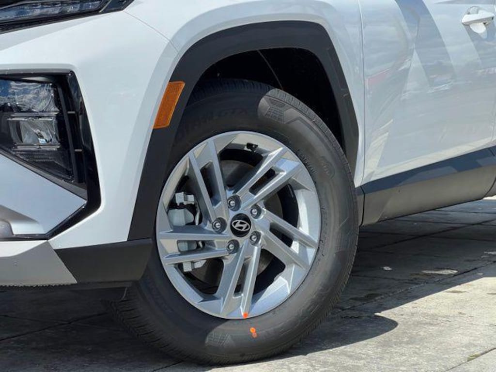 New 2026 Hyundai Tucson SE AWD SUV