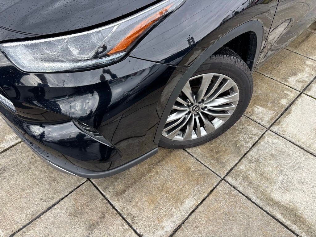 Used 2022 Toyota Highlander Platinum SUV