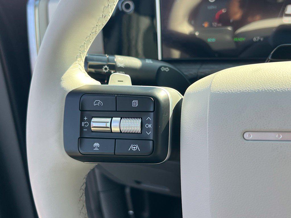 2026 Hyundai Santa Fe Limited - Photo 21