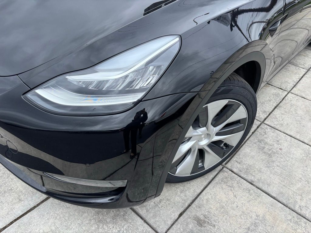 Used 2022 Tesla Model Y Long Range with VIN 7SAYGDEE5NF569335 for sale in Renton, WA