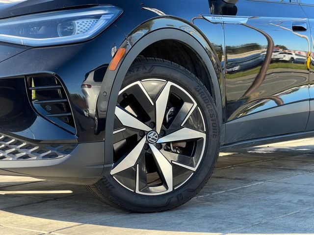 Used 2023 Volkswagen ID.4 PRO S with VIN 1V2WNPE89PC049188 for sale in Renton, WA