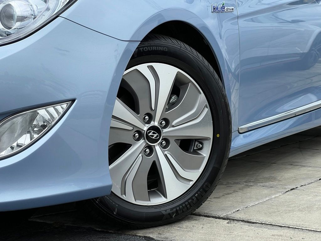 Used 2015 Hyundai Sonata Hybrid Limited Sedan