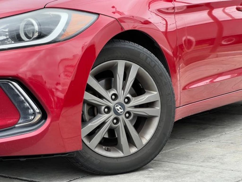 Used 2017 Hyundai Elantra SE w/PZEV Sedan