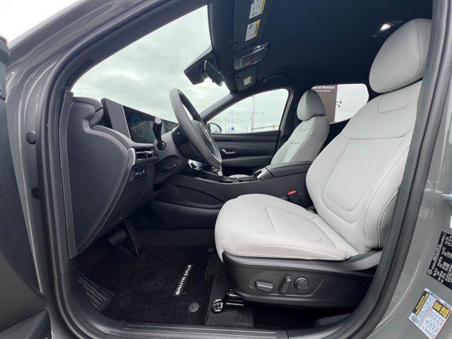 2025 Hyundai Santa Cruz SEL - Photo 17