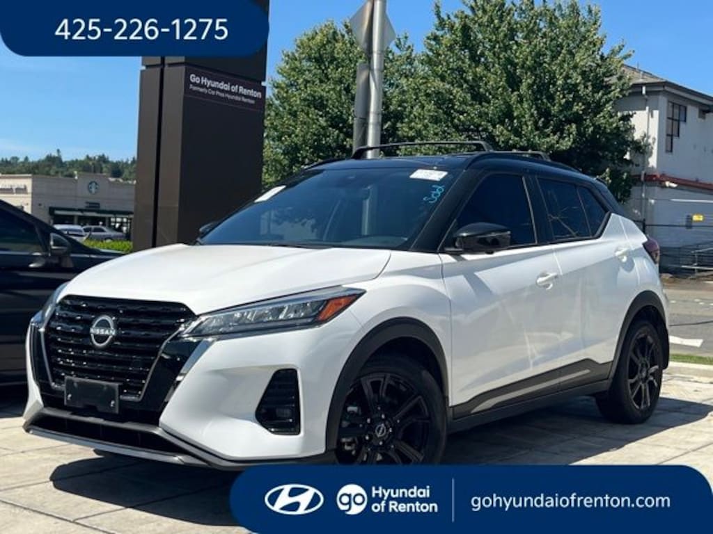 Used 2023 Nissan Kicks SR SUV