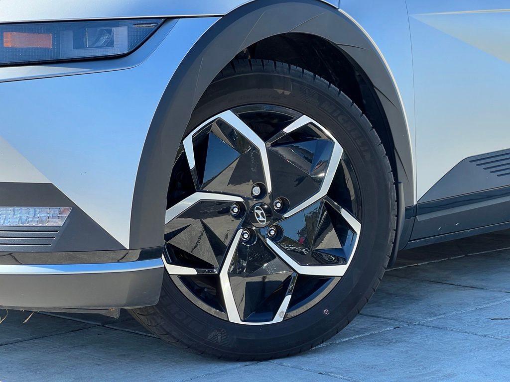 Certified 2024 Hyundai IONIQ 5 SEL with VIN KM8KNDDF6RU266091 for sale in Renton, WA