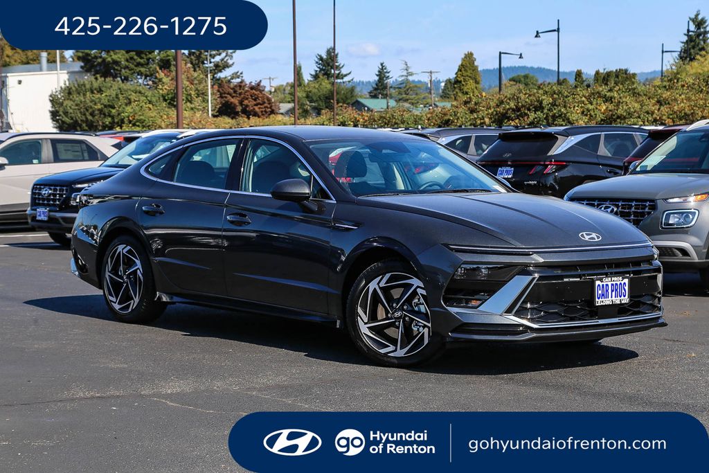 2026 Hyundai Sonata SEL AWD's photo