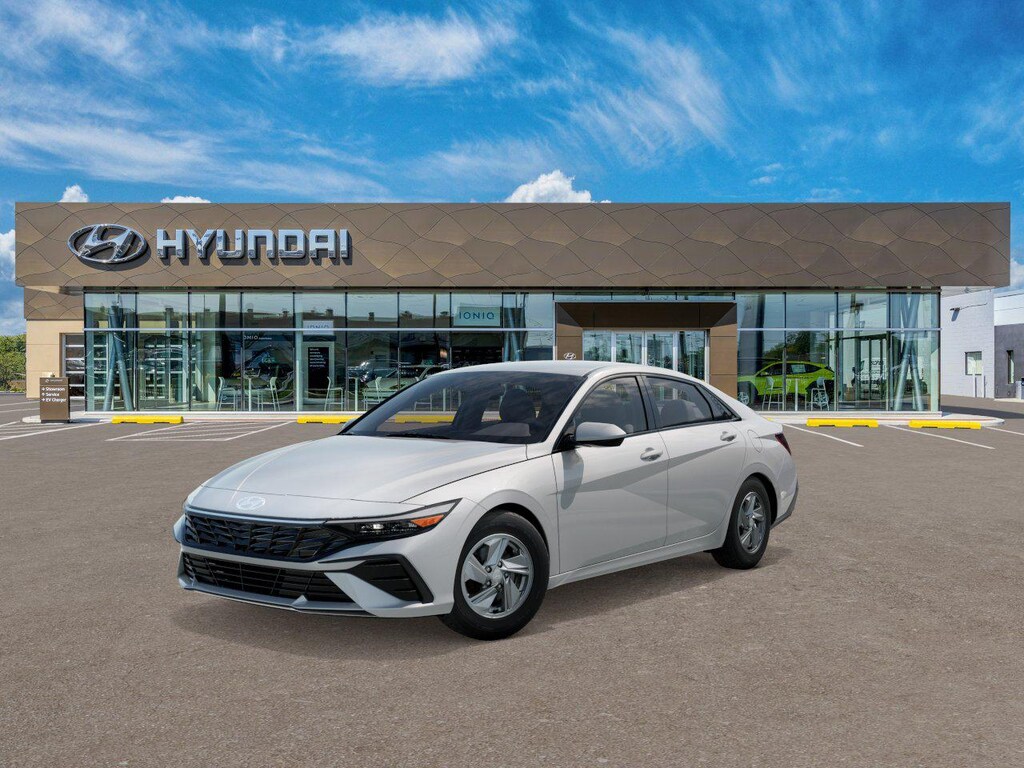New 2026 Hyundai Elantra SE Sedan
