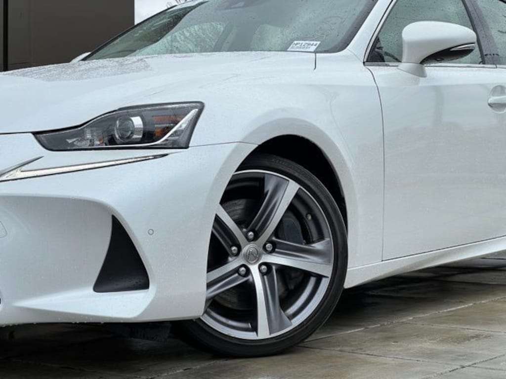 Used 2017 Lexus IS 200t 200t Sedan
