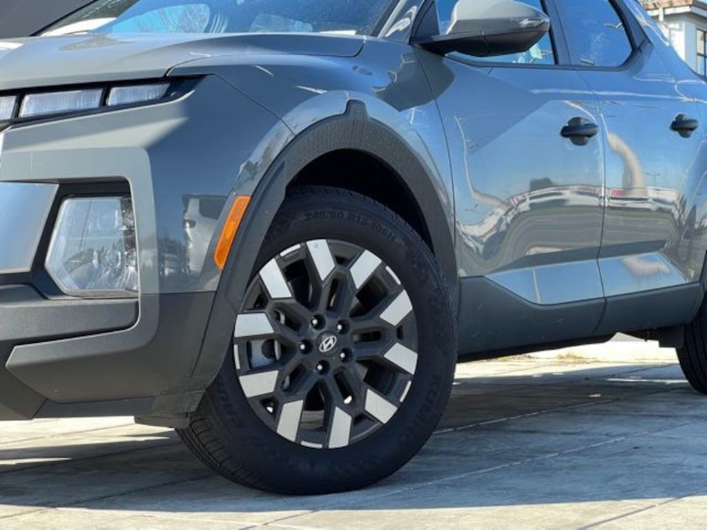 Certified 2025 Hyundai Santa Cruz SE Truck Crew Cab