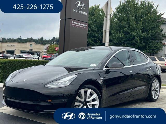 2020 Tesla Model 3 Standard Range Plus's photo