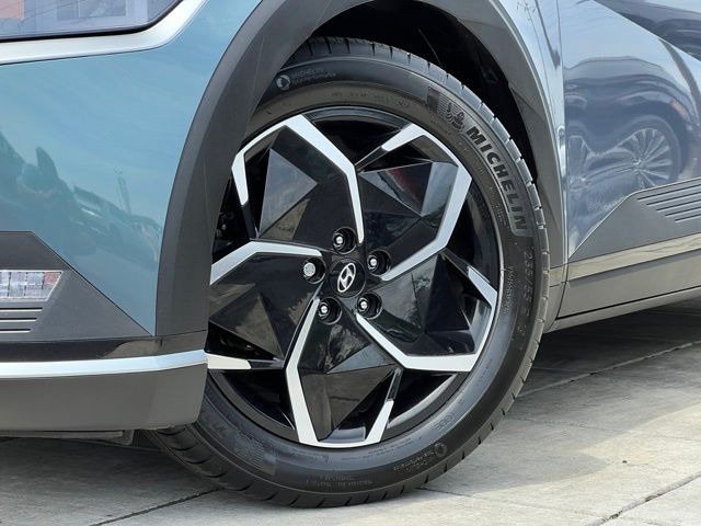 Certified 2024 Hyundai IONIQ 5 SEL with VIN KM8KN4DE4RU270437 for sale in Renton, WA