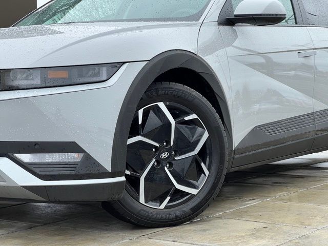 Certified 2024 Hyundai IONIQ 5 SEL with VIN KM8KN4DE8RU271915 for sale in Renton, WA