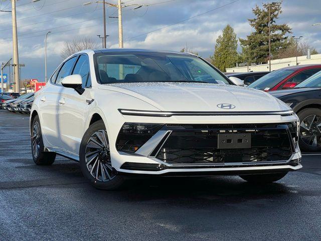 2026 Hyundai Sonata SEL's photo