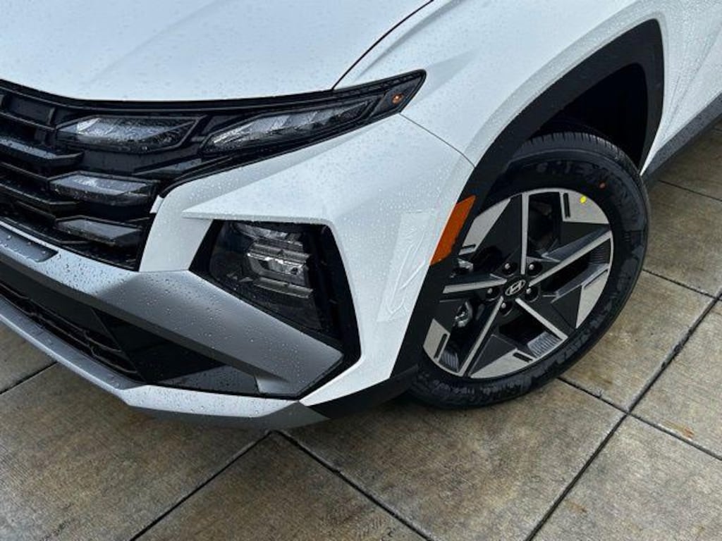 New 2026 Hyundai Tucson Plug-In Hybrid SEL SUV