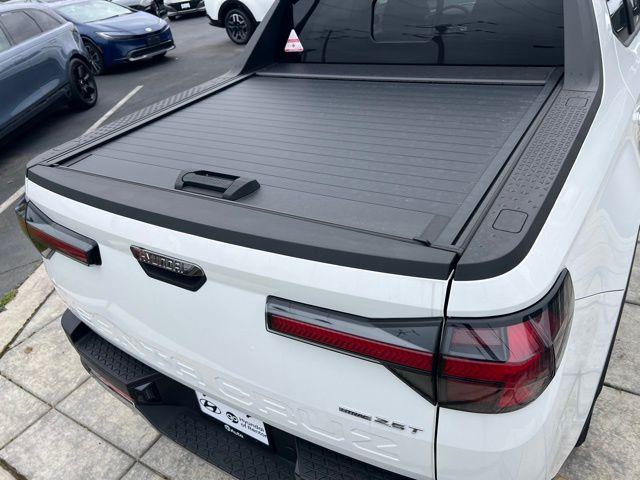 2025 Hyundai Santa Cruz Limited - Photo 13