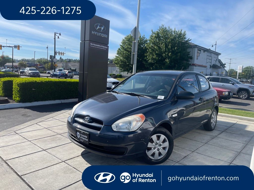 2009 Hyundai Accent GS Base 3-Door 5-Speed Manual's photo