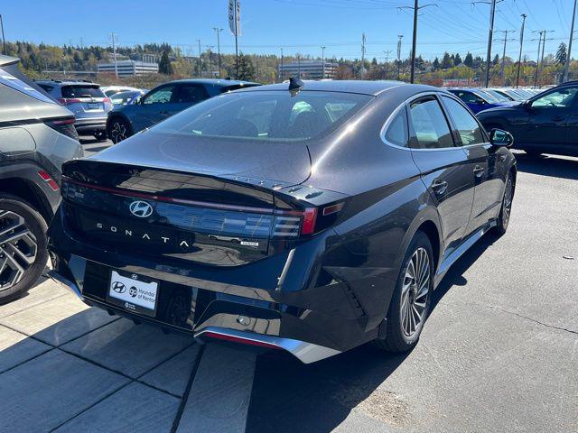 2025 Hyundai Sonata Hybrid SEL - Photo 9