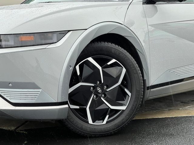 Certified 2023 Hyundai IONIQ 5 Limited with VIN KM8KR4AE8PU223448 for sale in Renton, WA