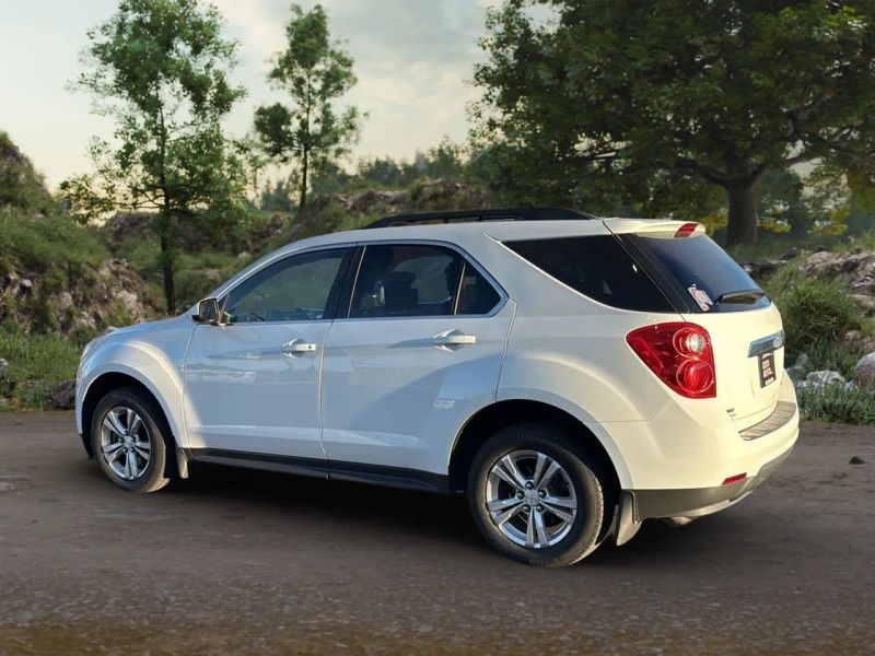 2014 Chevrolet Equinox LT photo 4