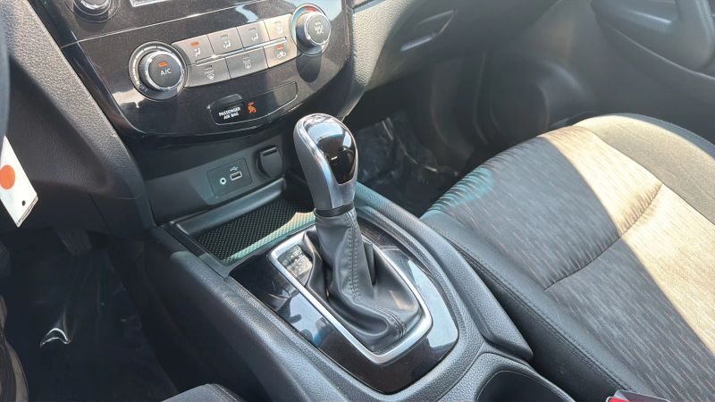 2018 Nissan Rogue S - Photo 23
