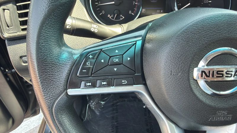 2018 Nissan Rogue S - Photo 16