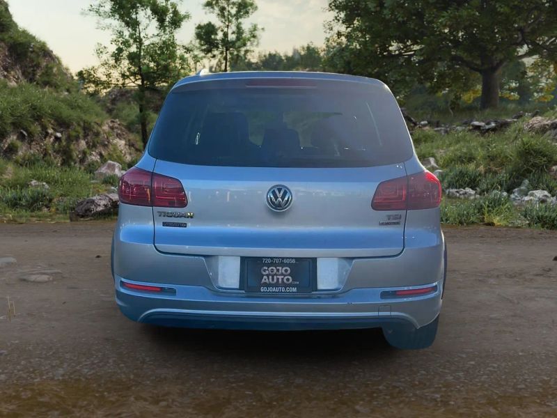 2017 Volkswagen Tiguan Sport photo 4