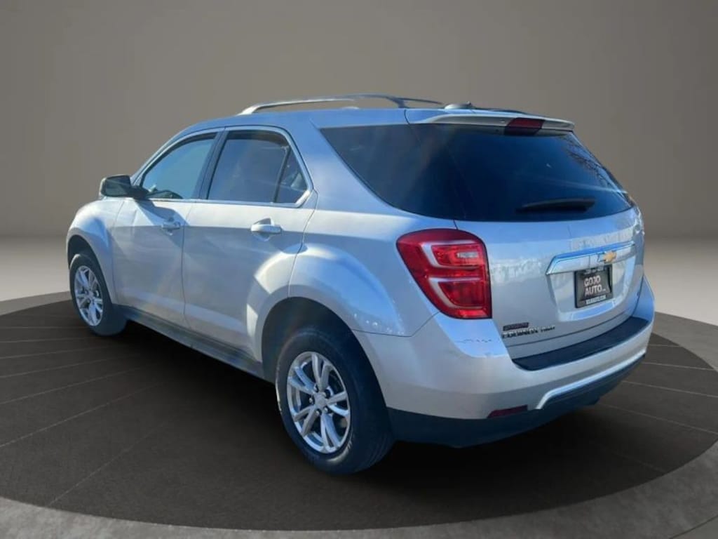 Used 2017 Chevrolet Equinox LT Sport Utility 4D SUV
