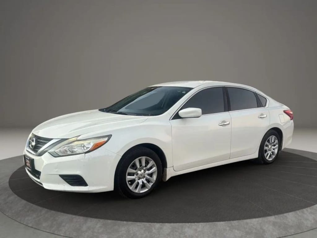 Used 2016 Nissan Altima 2.5 S Sedan 4D Sedan
