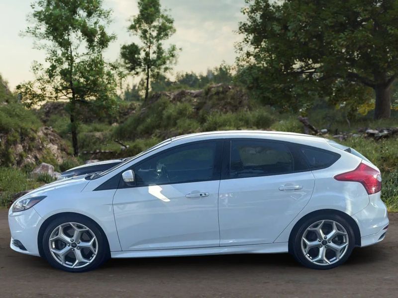2014 Ford Focus ST photo 3