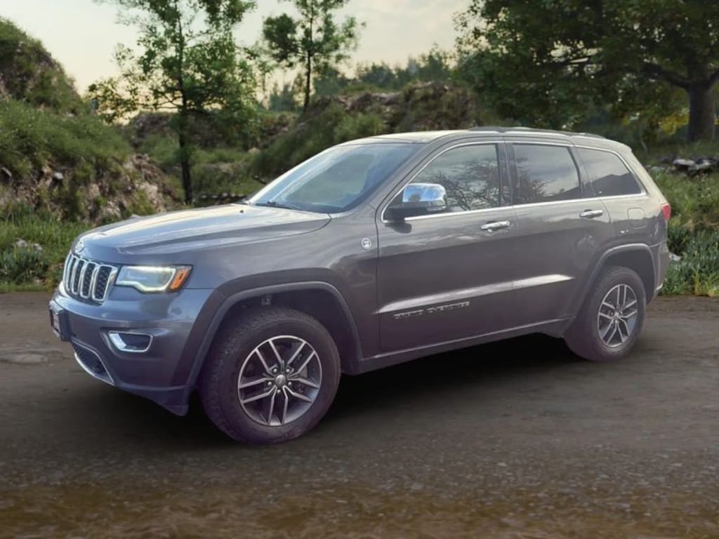 Used 2017 Jeep Grand Cherokee Limited Sport Utility 4D SUV