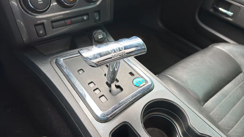 2009 Dodge Challenger R/T - Photo 16