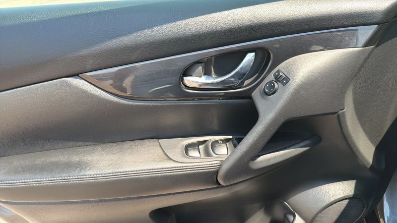2018 Nissan Rogue S - Photo 14