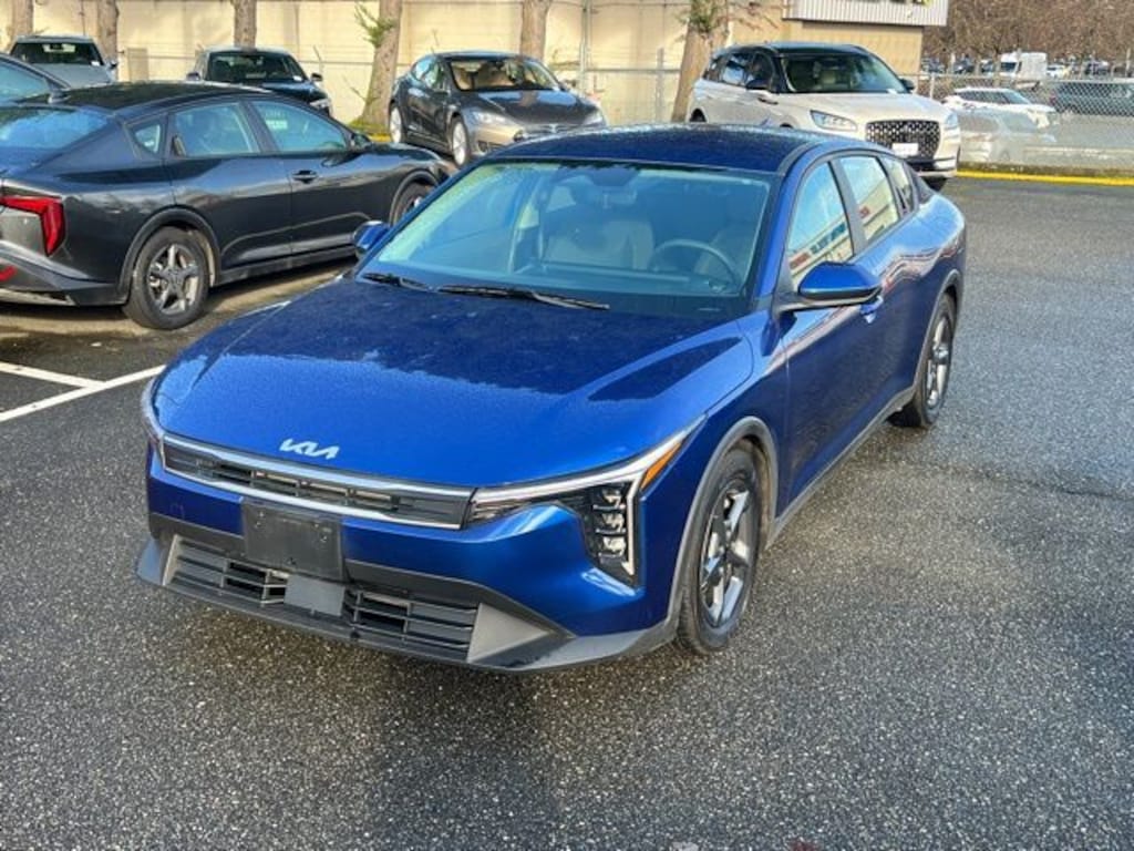 Certified 2025 Kia K4 LXS Sedan