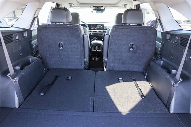 2025 Kia Sorento X-Line SX - Photo 24