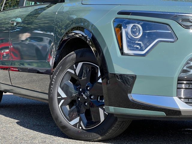 Used 2025 Kia Niro Wind with VIN KNDCR3L1XS5143763 for sale in Renton, WA