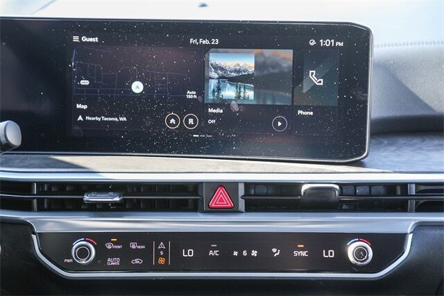 2025 Kia Sorento X-Line SX - Photo 13