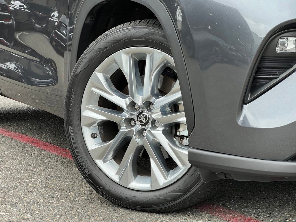 Used 2020 Toyota Highlander Limited SUV