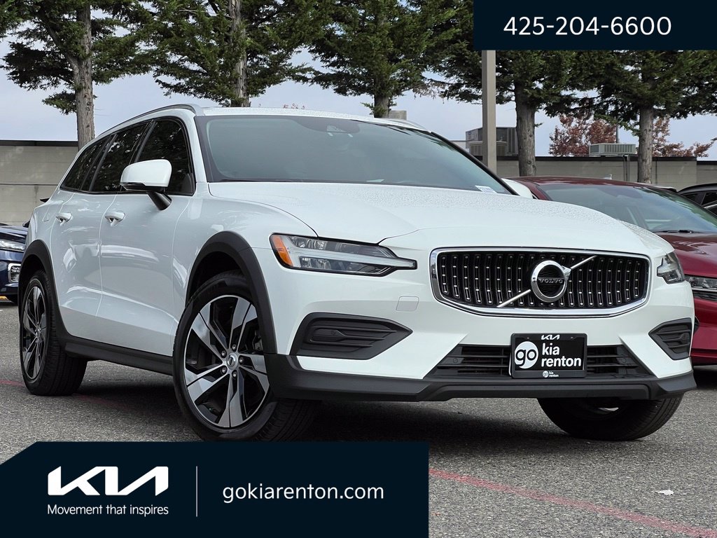 2020 Volvo V60 Cross Country