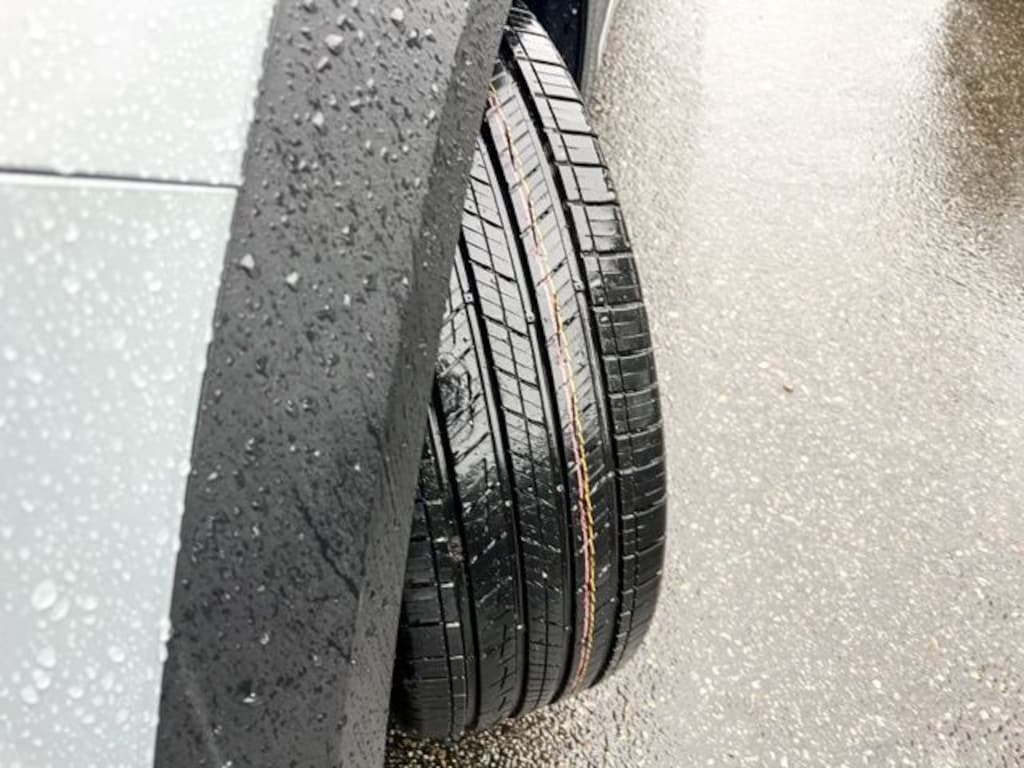 New 2026 Kia EV9 Light Short Range SUV