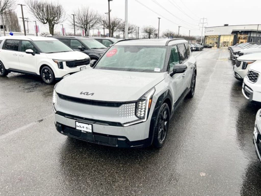 New 2026 Kia EV9 Land SUV