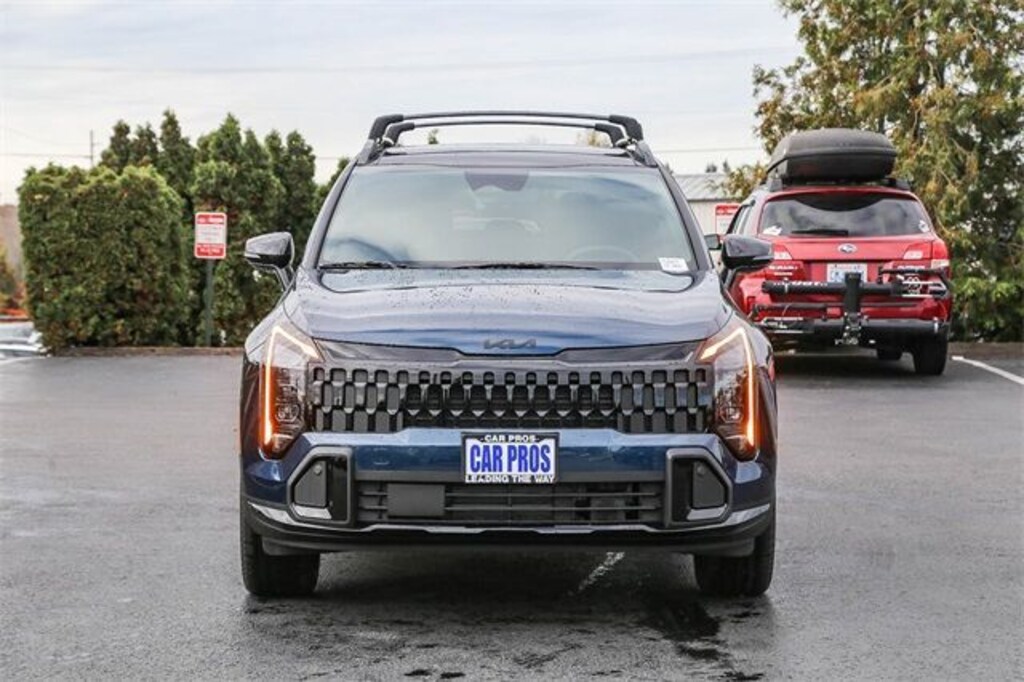 New 2026 Kia Sportage Plug-In Hybrid X-Line SUV