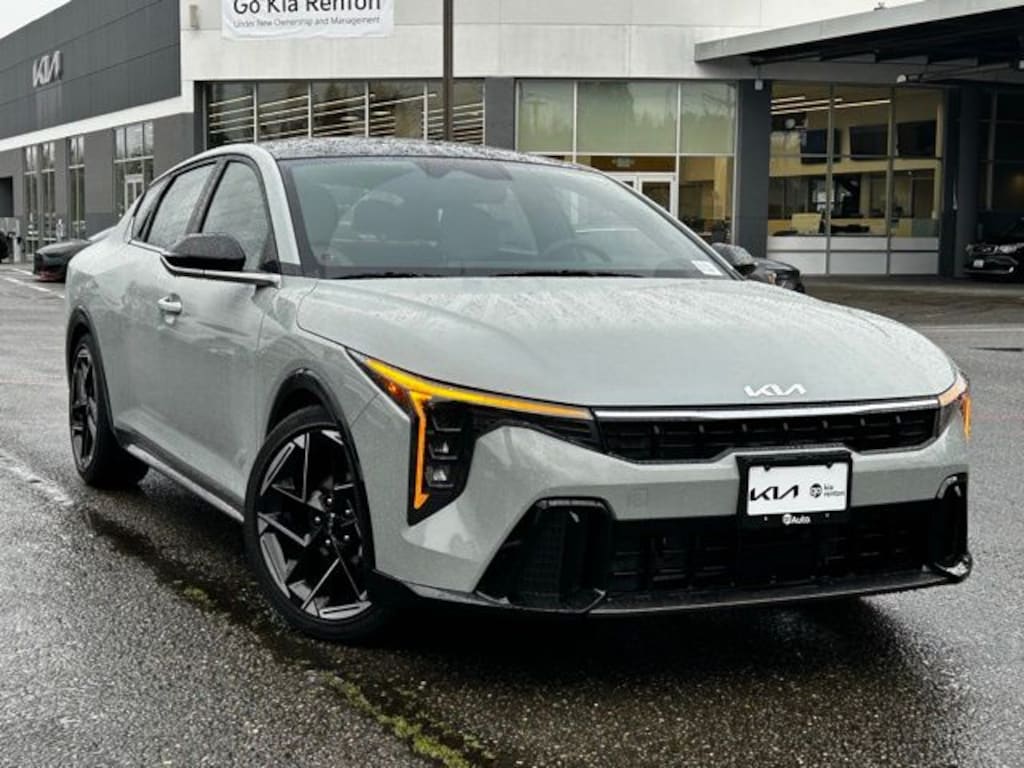 New 2025 Kia K4 GT-Line Sedan